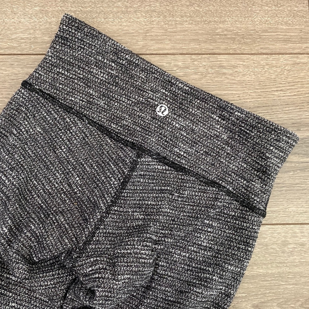 25" Gray Printed Leggings